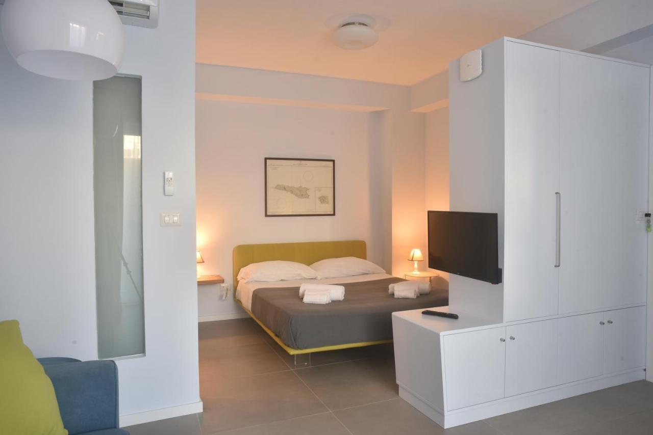 The Sea Rooms Letojanni Εξωτερικό φωτογραφία